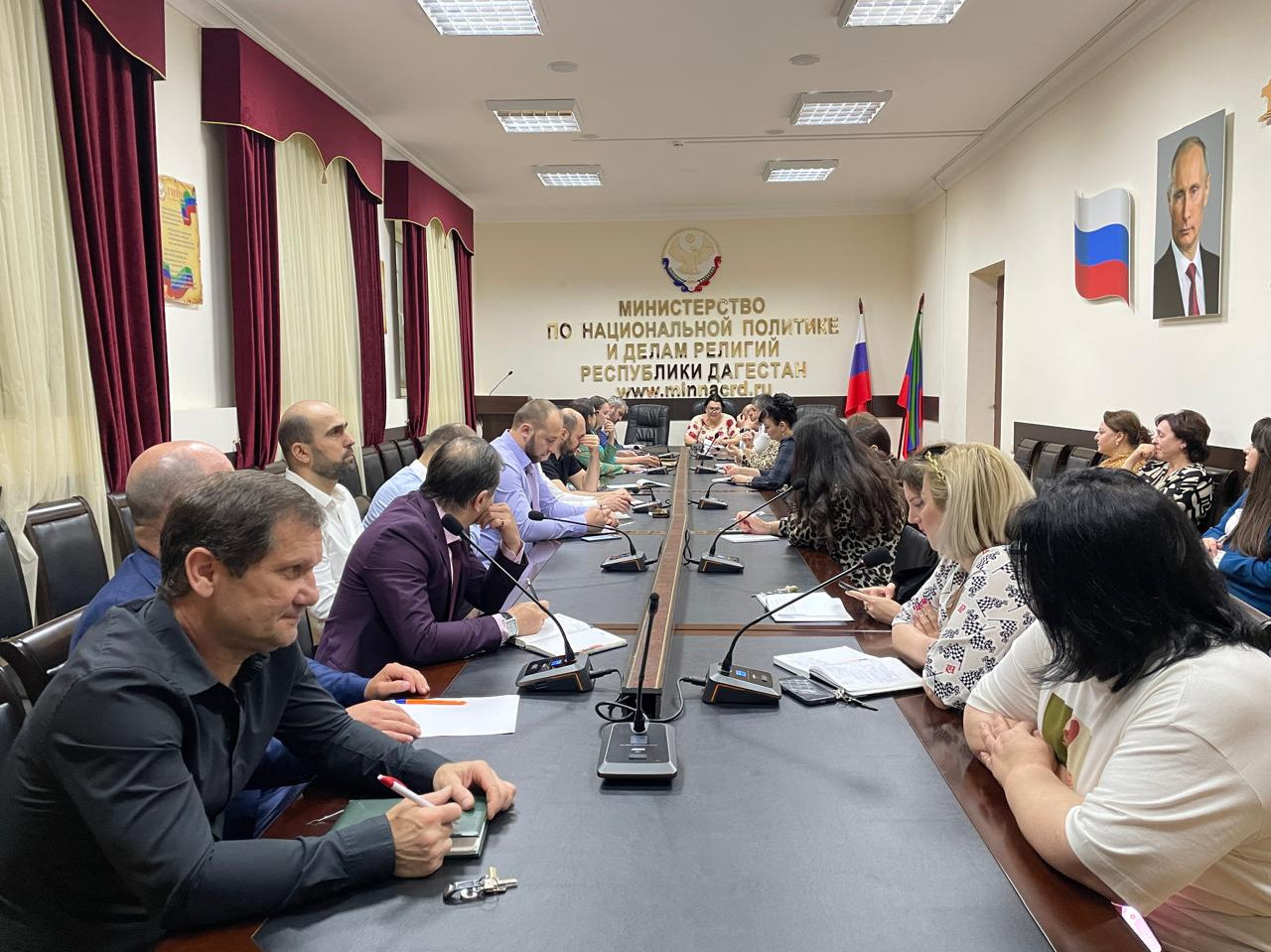 В Миннаце РД прошло занятие для сотрудников